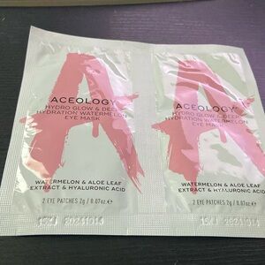 Aceology Hydro glow and deep hydration watermelon eye mask